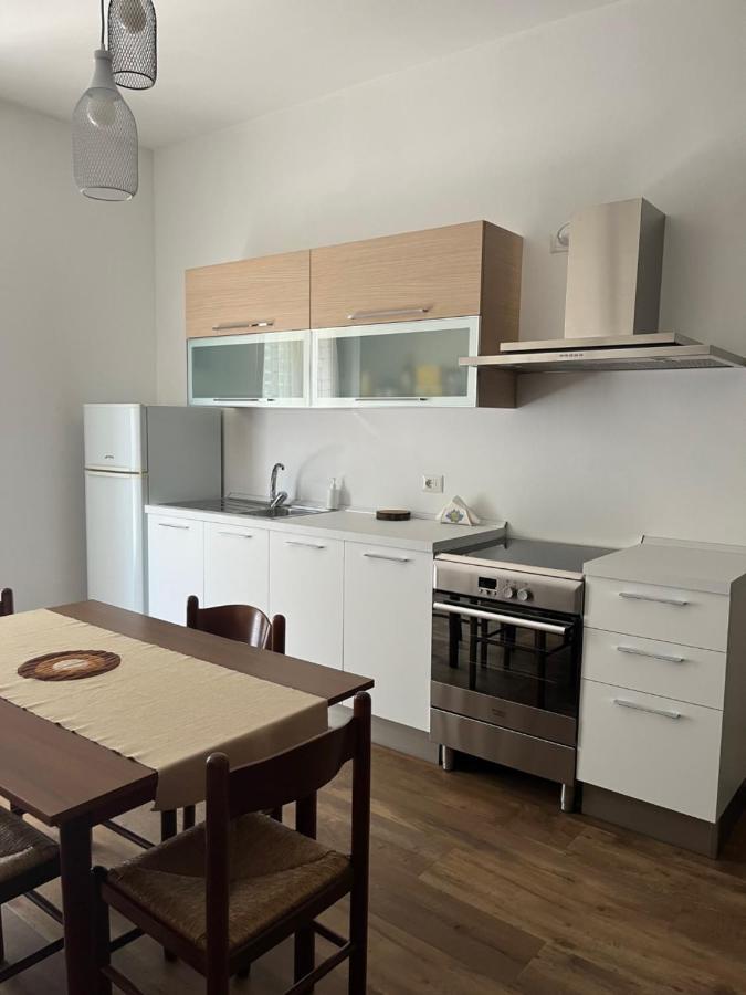 Appartamento Mela Ad Alba, Cuore Delle Langhe Экстерьер фото